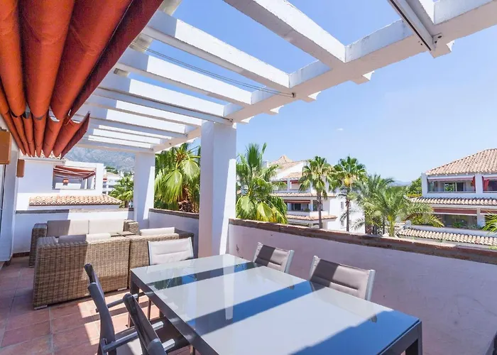 Las Canas Beach Atico 3 Dorm Milla De Oro Marbella