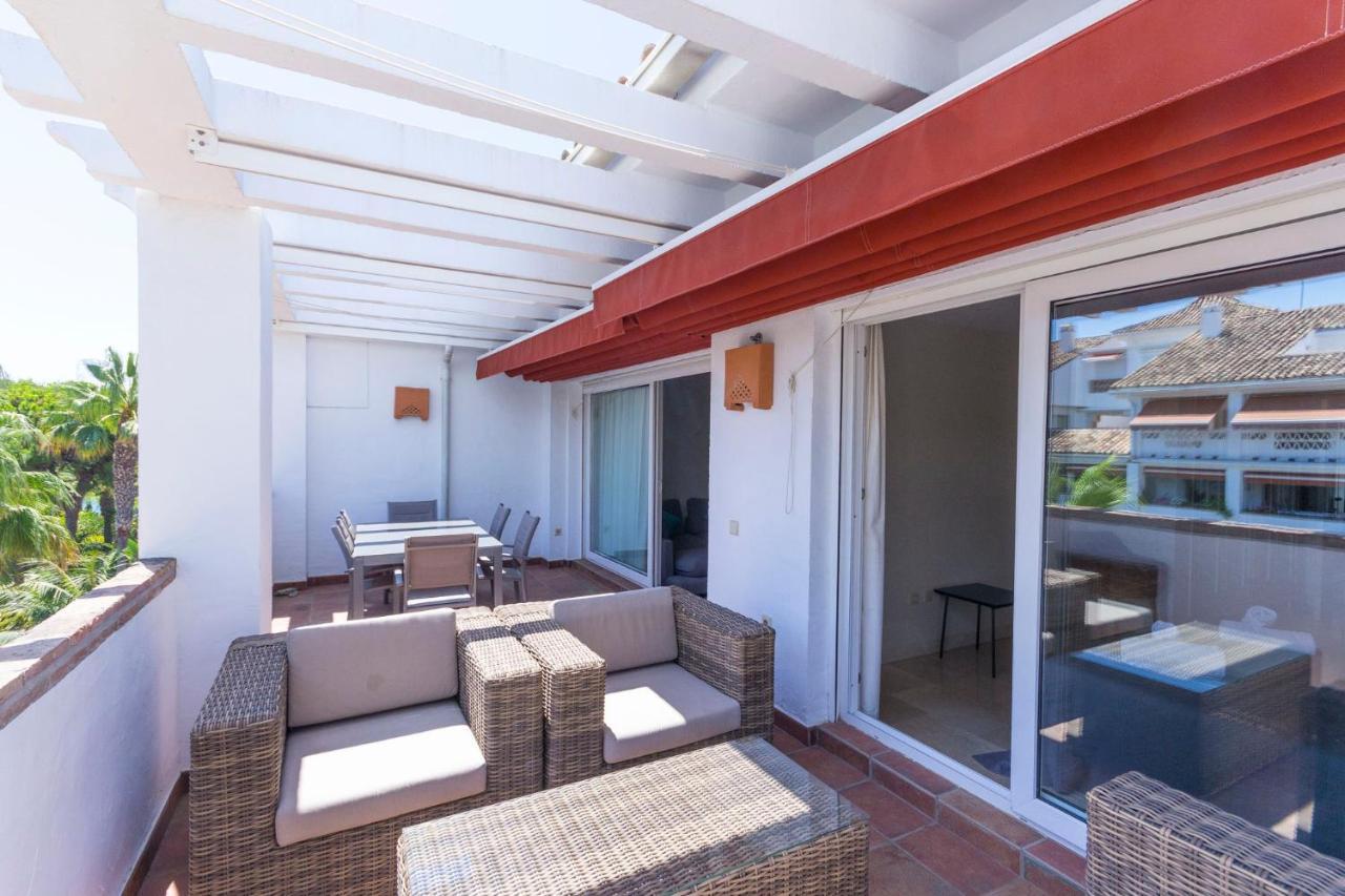 Apartment Canas Atico 3 Dorm Milla De Oro Marbella